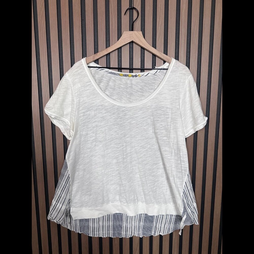 Little Yellow Button Top XL Womens White Gray Plaid Round Neck Woven Fabric